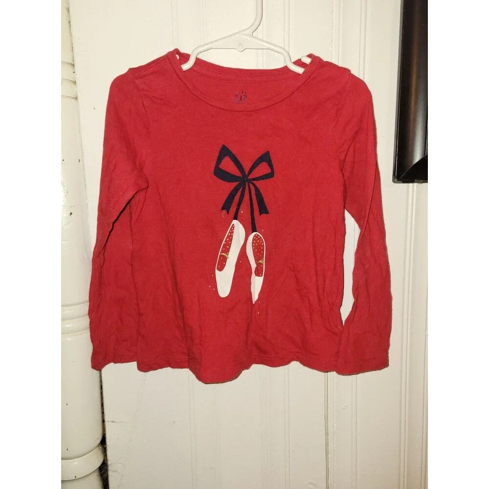 Baby Gap long-sleeve tee (AG53)
